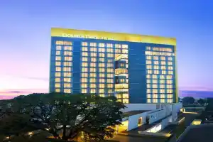 Отель «DoubleTree by Hilton Jakarta - Diponegoro», Джакарта