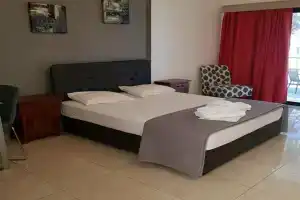 Valentina Apartments, Пафос