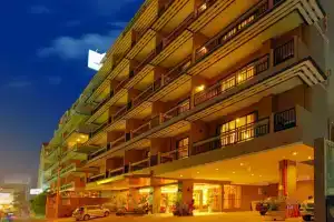 Pattaya Loft Hotel, Паттайя