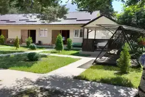 Гостевой двор у Астана, Стур-Дигора