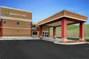 Quality Inn Asheville Downtown Tunnel Road, Ашвилл