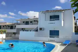 Kalimera Studios and Apartments, Мораитика