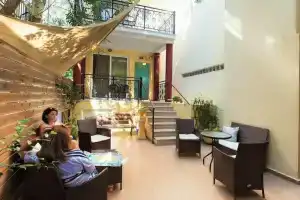 Argo Maisonettes & Suites, Василики