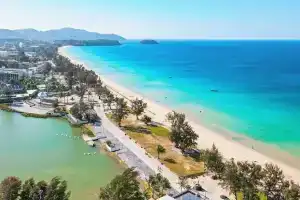 The Proud Karon Beach Phuket Trademark Collection by Wyndham, Карон