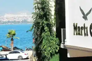 Marti Hotel, Кёрфез