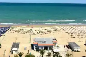 Hotel Atlantic, Джулианова