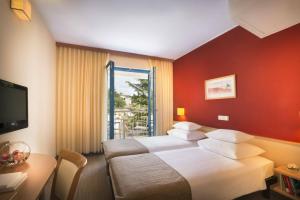Valamar Koralj Hotel, Крк