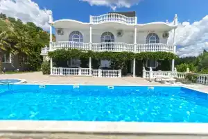 Гостевой дом «Ирина», Приветное