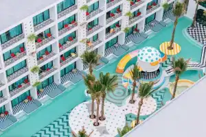 Sugar Marina Pop Kata Beach, Ката