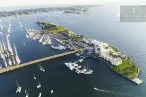 Newport Harbor Island Resort, Ньюпорт