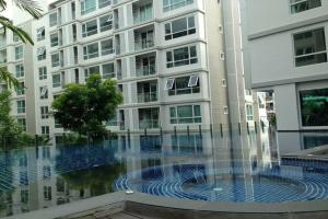 Sukhumvit 64 Pool View Apartment, Самут-Пракан