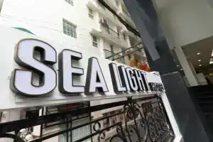 Sealight Hotel, Нячанг