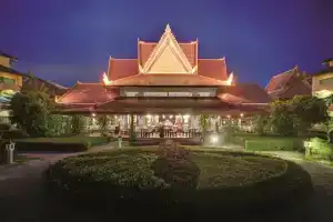 Moha Mohori by Sokha Beach Resort, Сиануквиль