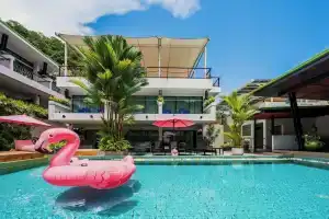 CC's Hideaway, Ката
