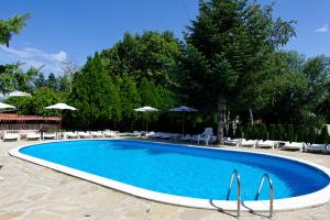 AquaLife Tower Apartment, Кранево