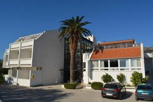 Hotel «Ballet School», Kaštel Kambelovac