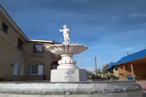 Гостиница «Рай», Лукоянов