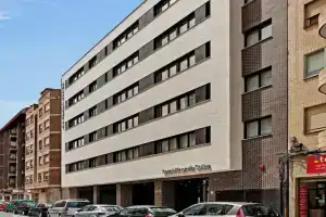 Sercotel Logroño Suites, Логроньо