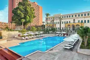 Cairo Marriott Hotel & Omar Khayyam Casino, Каир