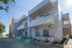 Linda Apartments, Платаньяс