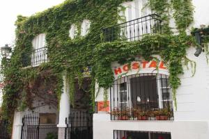 Hostal Tres Soles, Нерха
