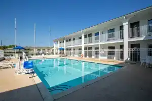 Americas Best Value Inn and Suites Bryan, Колледж-Стейшен