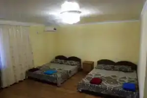 Гостиница у Зинура, Судак