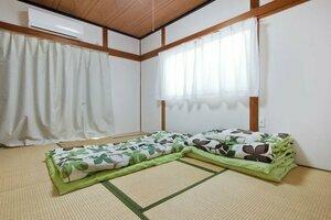 Guesthouse Sayuri Honkan, Осака