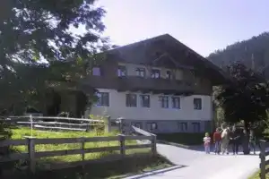 Apartmenthaus Kristall, Ваграйн