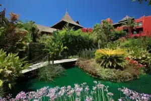Asia Gardens, Бенидорм