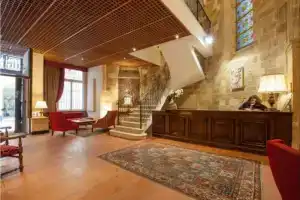 Отель «Hôtel des Augustins», Экс-ан-Прованс