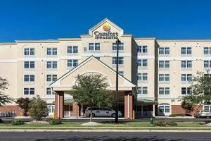 Comfort Inn & Suites Virginia Beach - Norfolk Airport, Чесапик