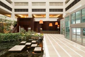 Embassy Suites by Hilton Los Angeles Glendale, Глендейл