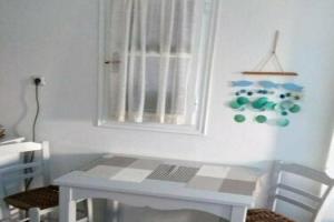 Alex Studios Tinos, Тинос