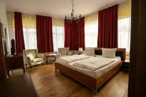 Pension am Dom, Шверин