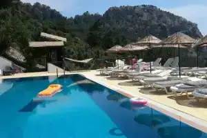 Serena Suites, Турунч