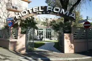 Hotel «Roma», Марина-ди-Масса