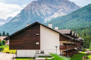 Residence Contrin, Канацеи
