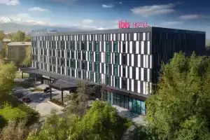 Отель «ibis Almaty Jetisu», Алматы