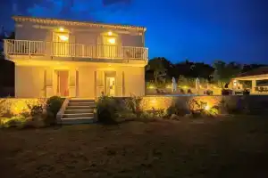 Hedera Estate, Villa Hedera VII, Затон