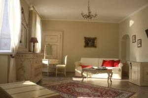 Villa La Mirabella, Грианте