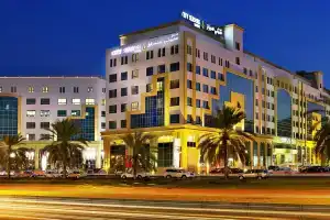 City Seasons Hotel & Suites Muscat, Маскат