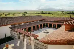 Château Mosmieri Hotel & Winery, Телави