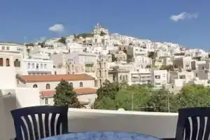 Iliada Rooms, Эрмуполис
