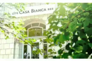 Casa Bianca, Монреаль