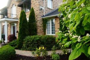 In Elegance Bed and Breakfast, Ниагара-он-те-Лейк