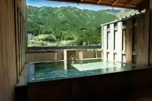 Gero Onsen Okudaya Happoen, Геро