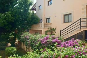 Lemar Apartments, Колониа Сант Жорди