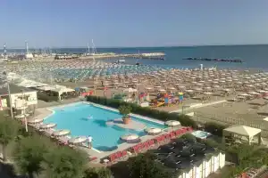 Hotel «Excelsior», Габичче-Маре