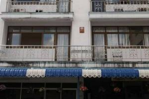 Boss Benz House, Краби